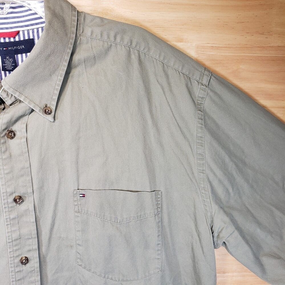 Tommy Hilfiger Men's XL Button-Up Shirt Green Long Sleeve Casual 100% Cotton